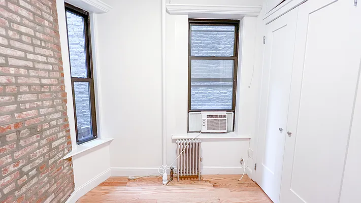 Rented by Brighton Management | media 13