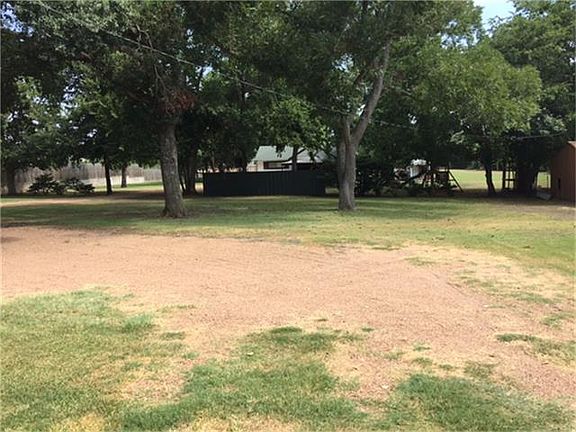 2nd image of 2221 Highway 290 E