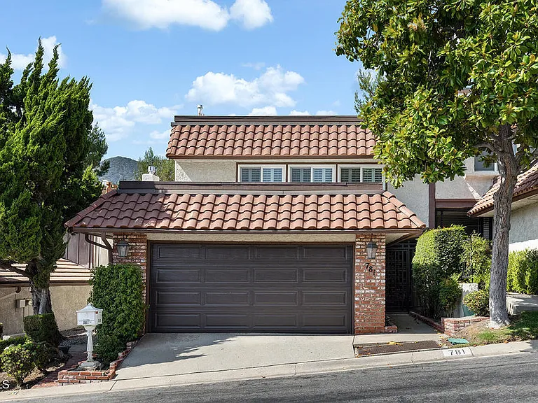 781 Starlight Heights Dr — Photo 1