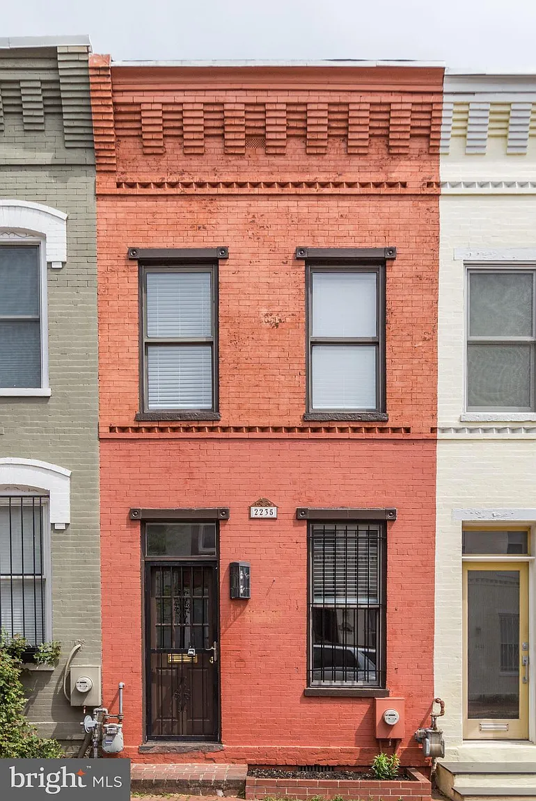 2235 12th Pl NW photo 1