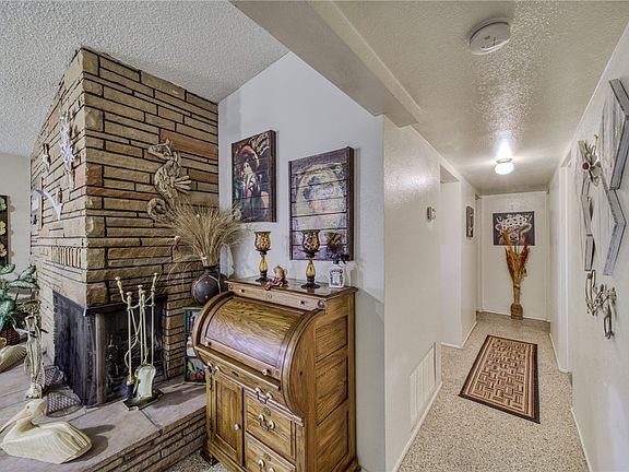 2nd image of 2440 5th Street