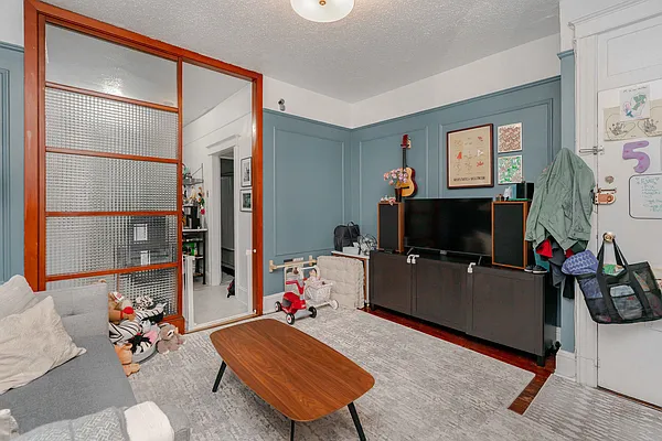 Rented by Modern Spaces | media 21