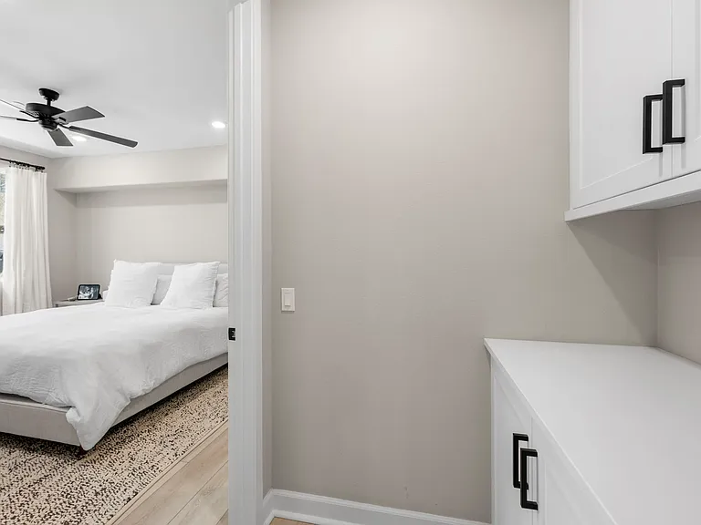 7902 Belluno Way — Photo 12