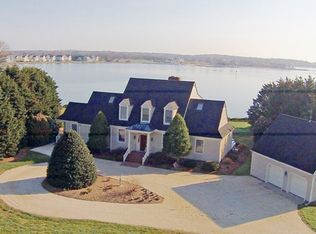 566 McSwain Rd, Kilmarnock, VA 22482