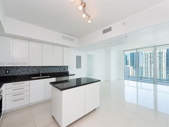 5th image of 92 SW 3rd St #27