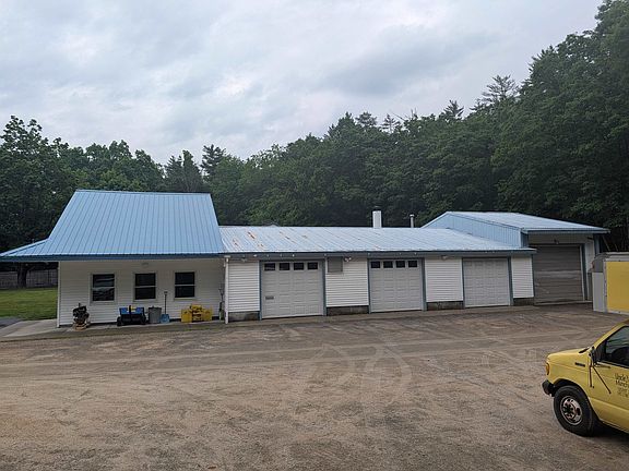3rd image of 581 Keene Road