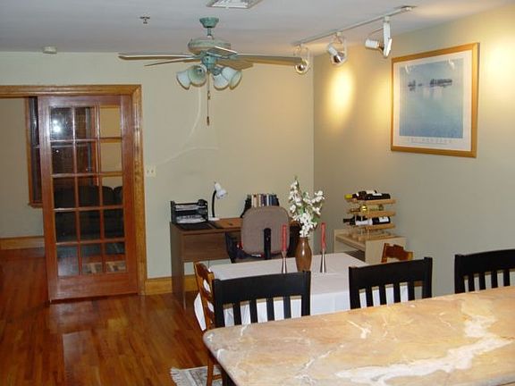 1/2 of Center Bar, DR/Office (13' X13'), 