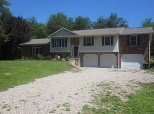 31350 Mays Rd, Logan, OH 43138