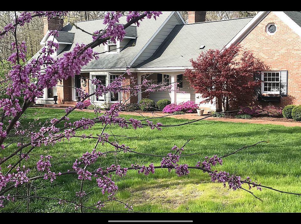 1st image of 515 E Rockcreek Dr