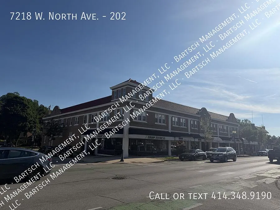 7218 W North Ave #202