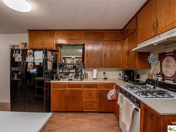 5th image of 3313 Lawnwood Dr