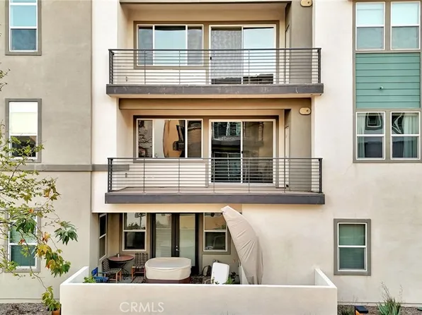 26958 Sandbar Willow Pl #205, Valencia, CA 91381