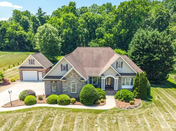 137 Natures Trl, Statesville, NC 28625