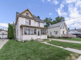 414 W 3rd St, Beaver Dam, WI 53916