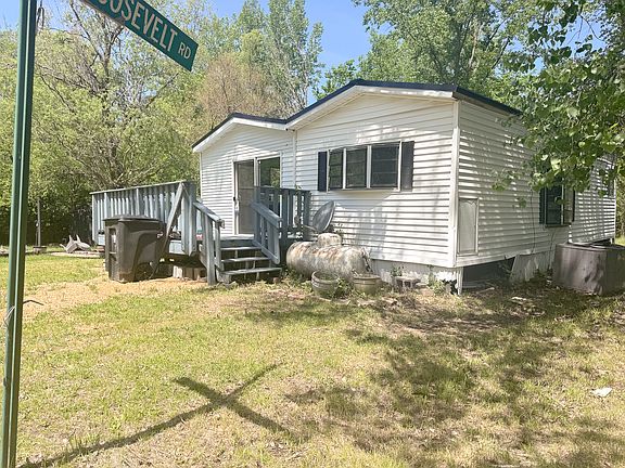 3rd image of 29/310 Woodhaven Dr E
