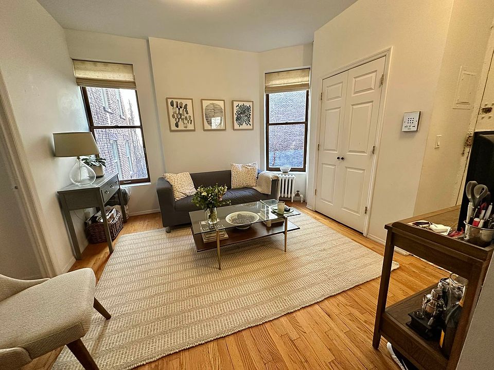 1st image of 63 Bank St APT 2C