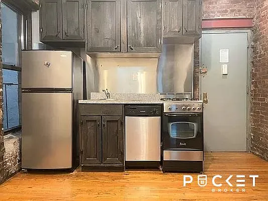 Rented by PocketBroker Inc | media 1