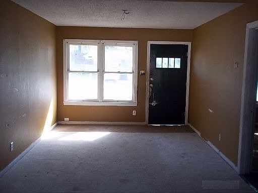 4th image of 4729 Larcade Dr