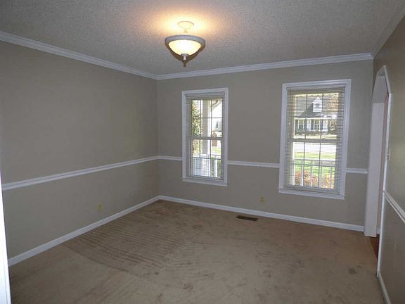 5th image of 2707 Trelawny Dr