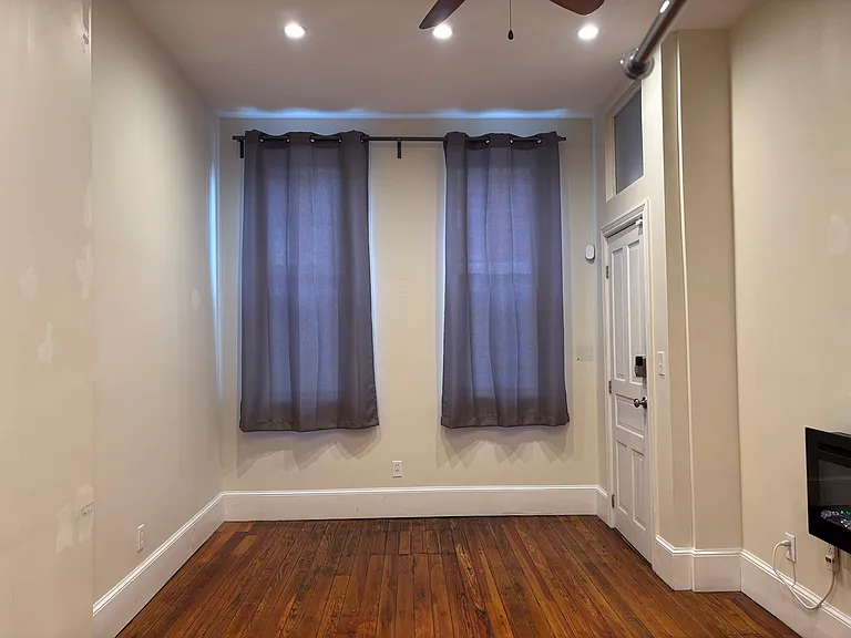 997 N Marshall St #1 — Photo 10
