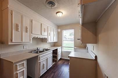 2nd image of 63 Carolane Dr #L