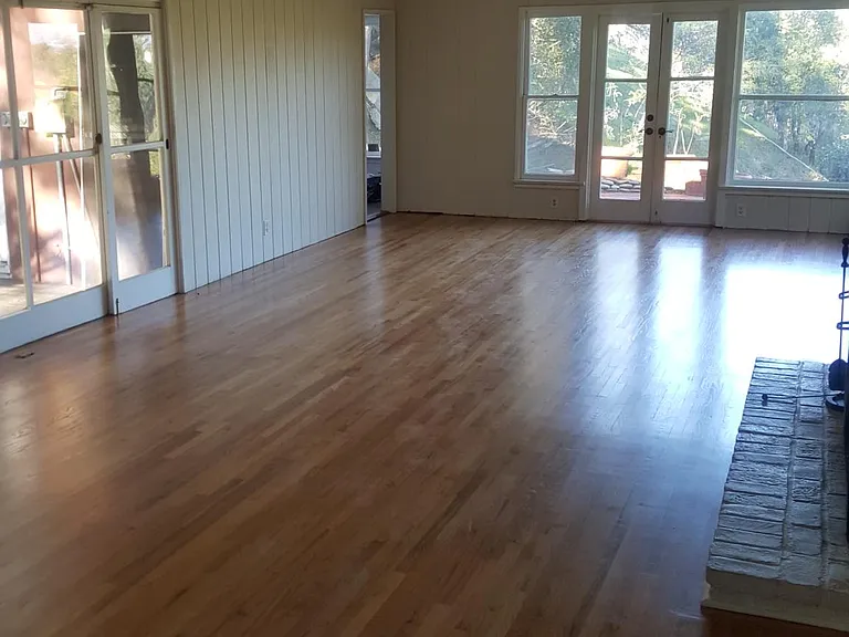 3811 Sunshine Ct — Photo 2