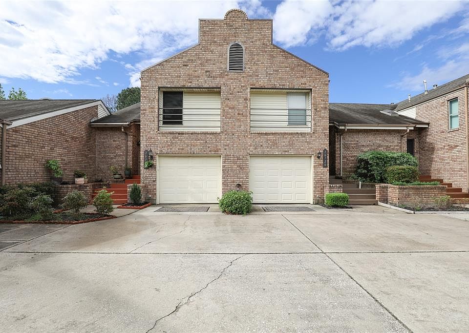1st image of 16126 Seahorse Dr
