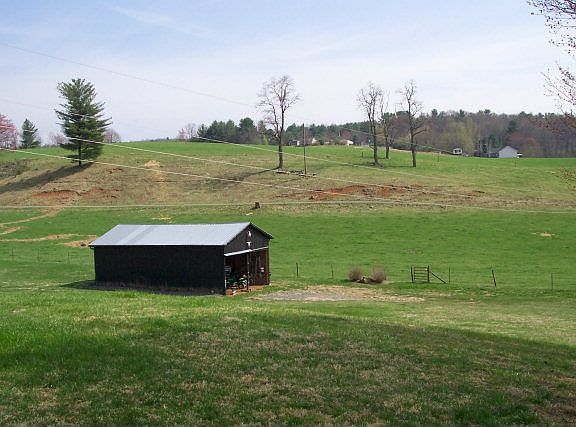 4th image of 130 McGrady Cir