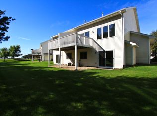 9242 E Point Douglas Ln, Cottage Grove, MN 55016