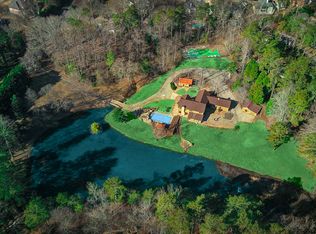 385 Pine Grove Rd, Roswell, GA 30075