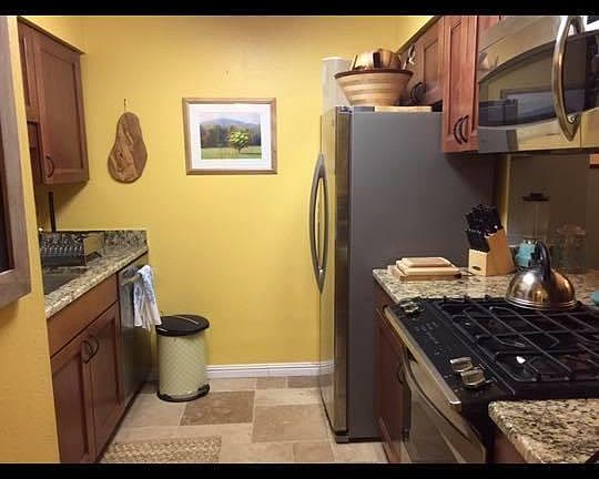 3rd image of 3847 Montgomery Blvd NE APT 931