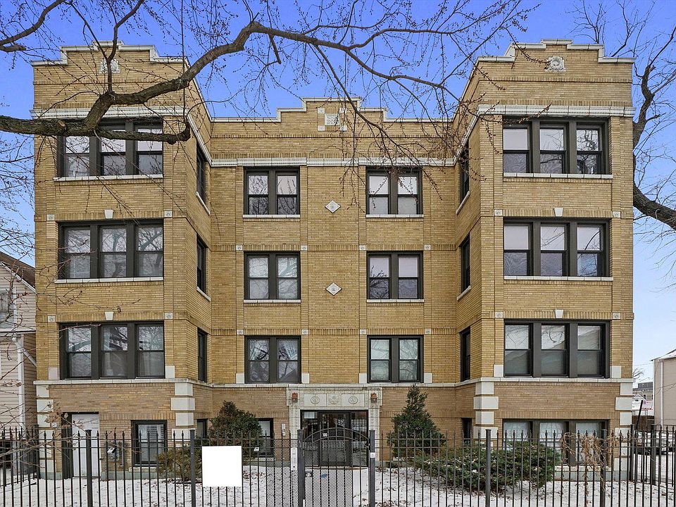 1st image of 2454 N Washtenaw Ave #3