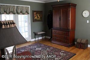 3rd image of 1116 Buena Vista St