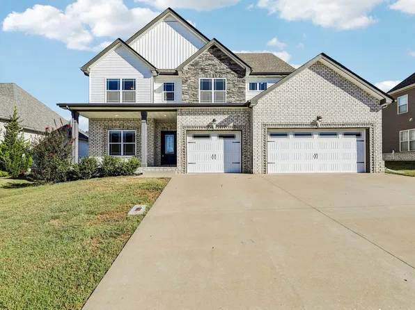 300 Bluebriar Trce, Clarksville, TN 37043