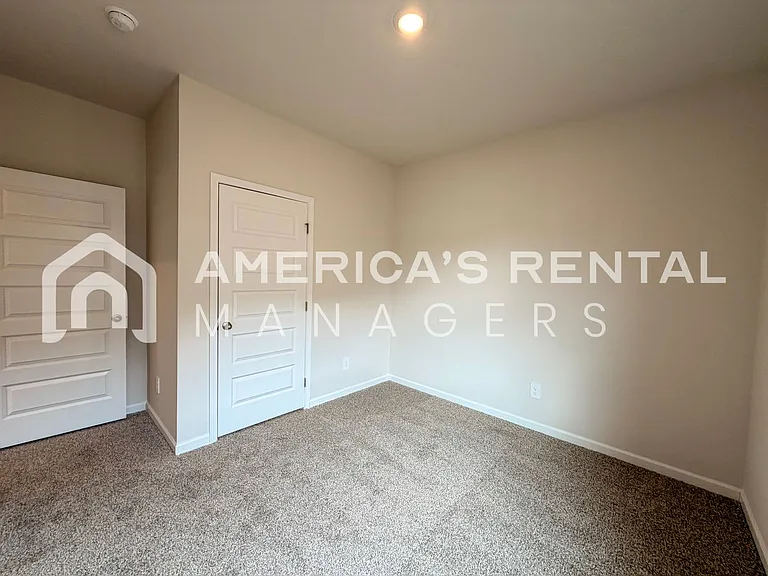 169 Keller Dr — Photo 14