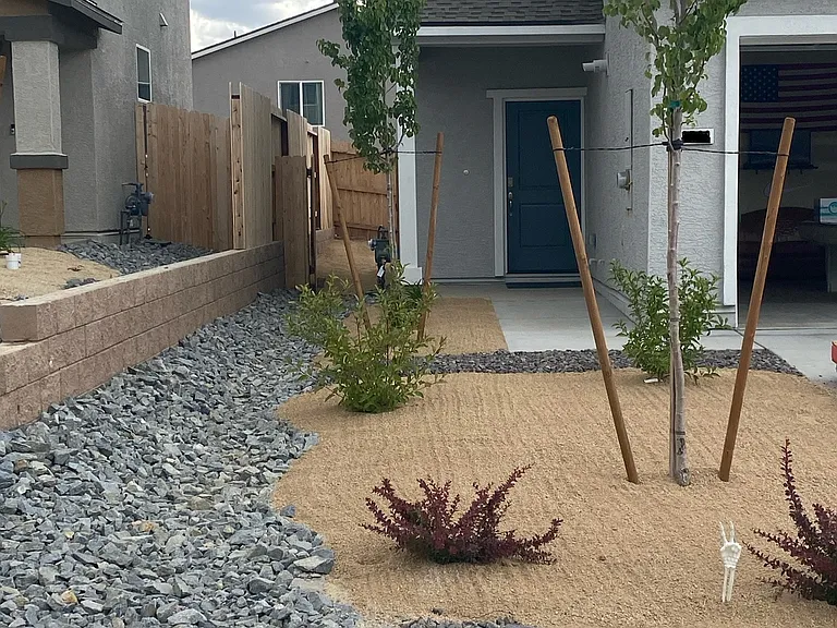 8533 Stormy Sky Ln — Photo 2