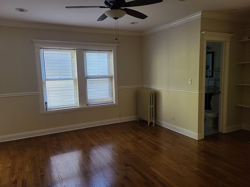 1st image of 4024 N Ashland Ave APT 206