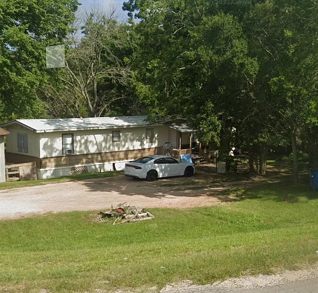 2 bed, $900 — Photo 3