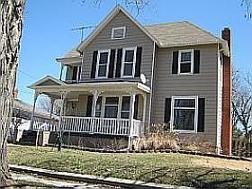 2nd image of 1171 N Cedar St