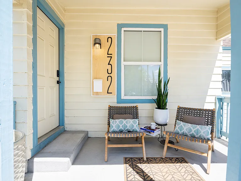 private entry and front patio