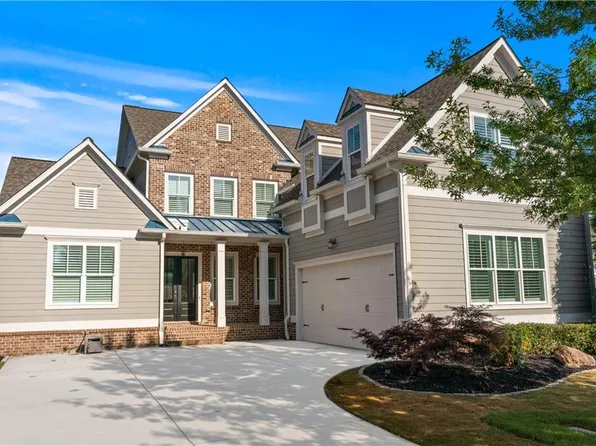 2488 Red Wine Oak Dr, Braselton, GA 30517