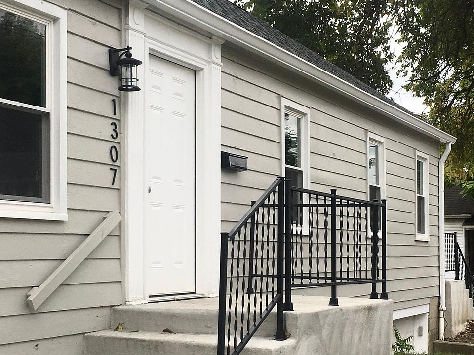 1st image of 1307 N Tacoma Ave