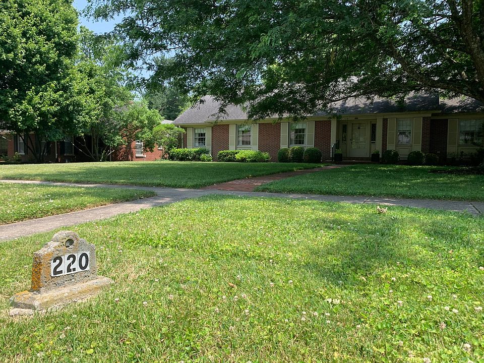 2nd image of 220 Clinton Rd