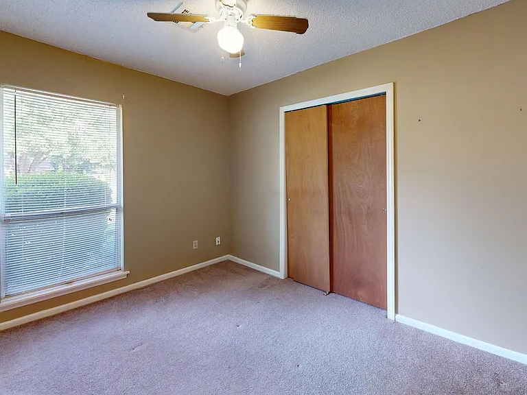 130 Graylynn Dr — Photo 18