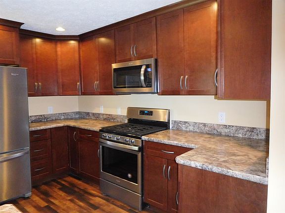 5th image of 56317 Primrose Cir