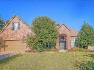 9523 S 88th East Pl, Tulsa, OK 74133