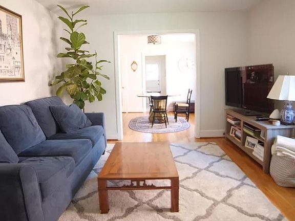 3rd image of 3314 Park Ave #1