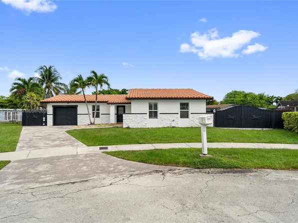 13611 SW 77th St, Miami, FL 33183