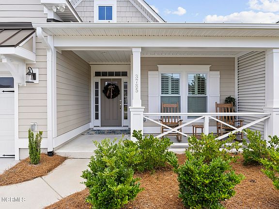 4th image of 3785 Canary Lane