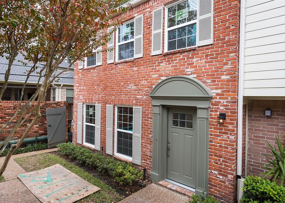 1st image of 12647 Huntingwick Dr #178
